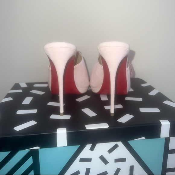 Christian Louboutin Mule - Picture 3 of 5